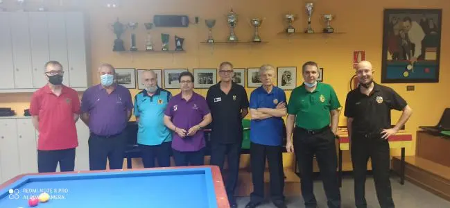 Tres bandes 3a divisió sants 2021