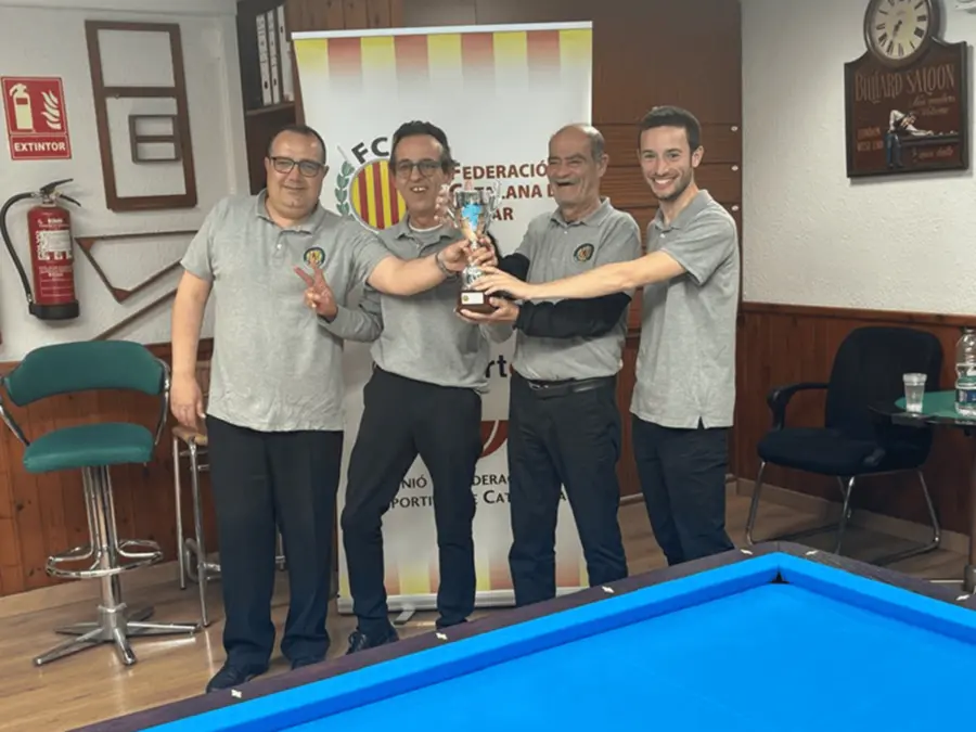 La s.b. gran penya «b» campiona de catalunya de la lliga de tres bandes de 4a divisio