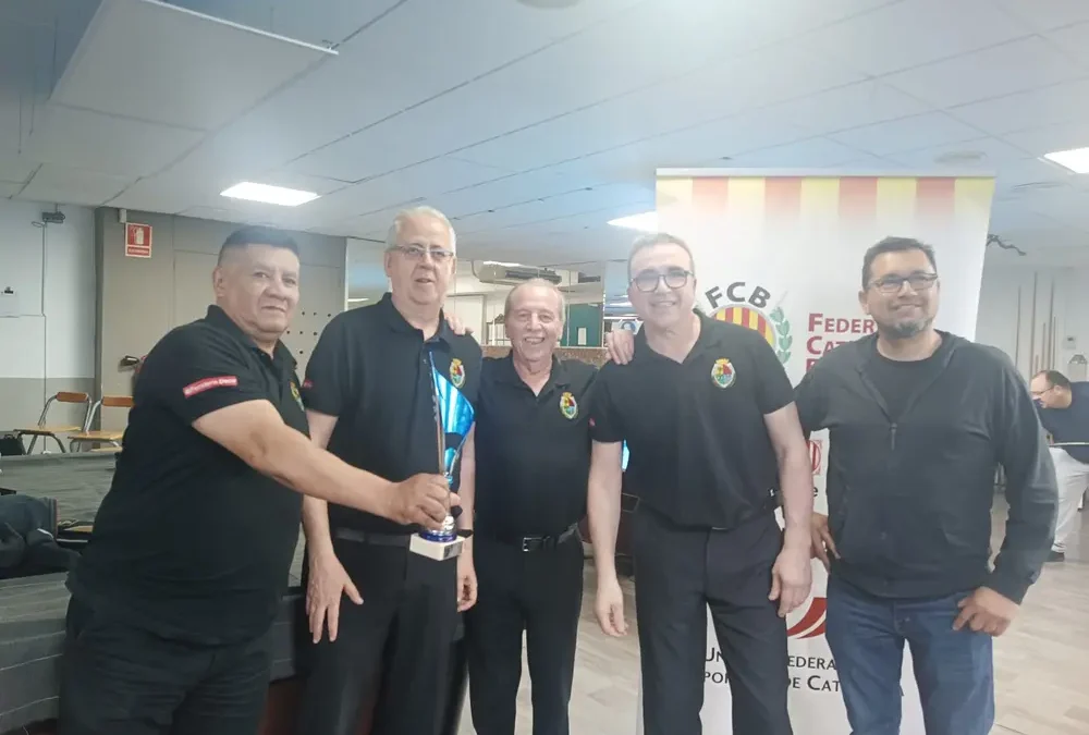 El club billar olesa campio de catalunya de la lliga de tres bandes 1a divisio