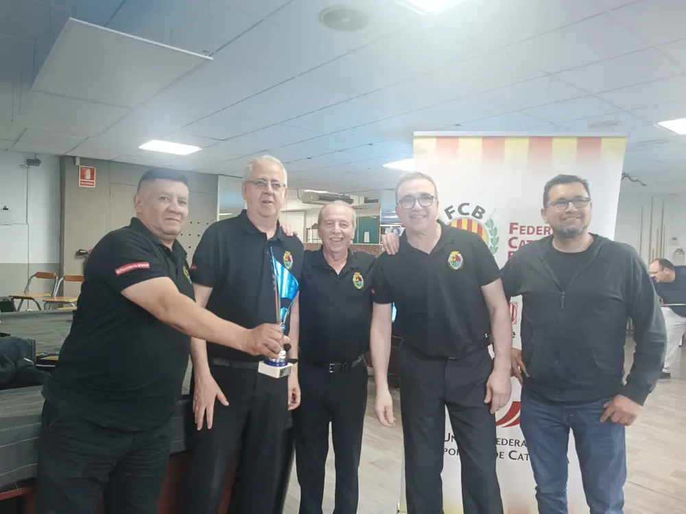El club billar olesa campio de catalunya de la lliga de tres bandes 1a divisio